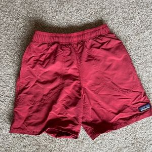 Boys Patagonia baggies shorts size S